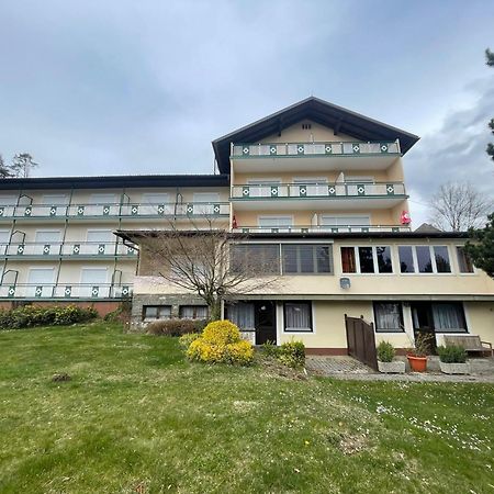Self-Check In Apartmenthotel Seeglueck Portschach am Woerthersee Exterior photo