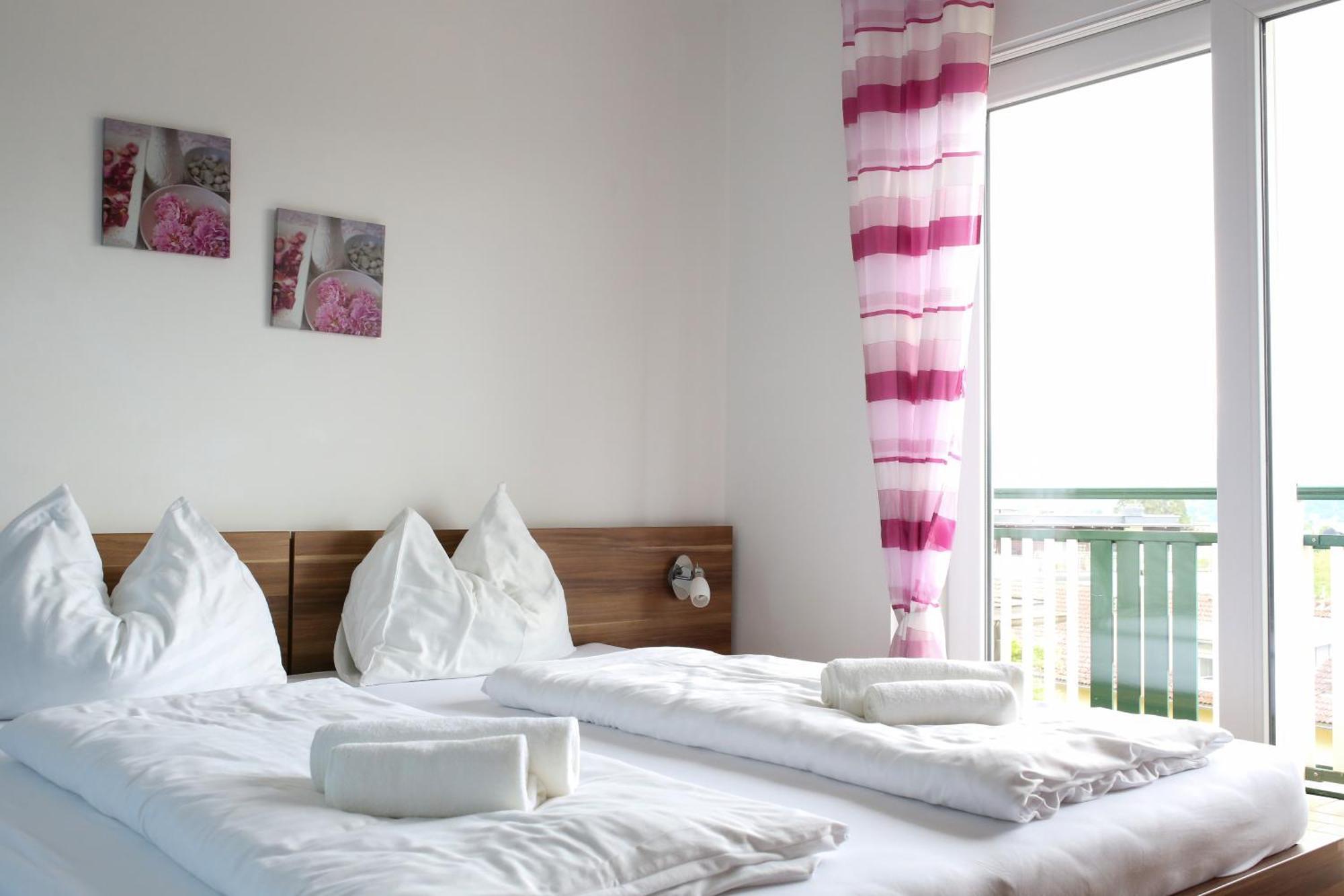 Self-Check In Apartmenthotel Seeglueck Portschach am Woerthersee Exterior photo