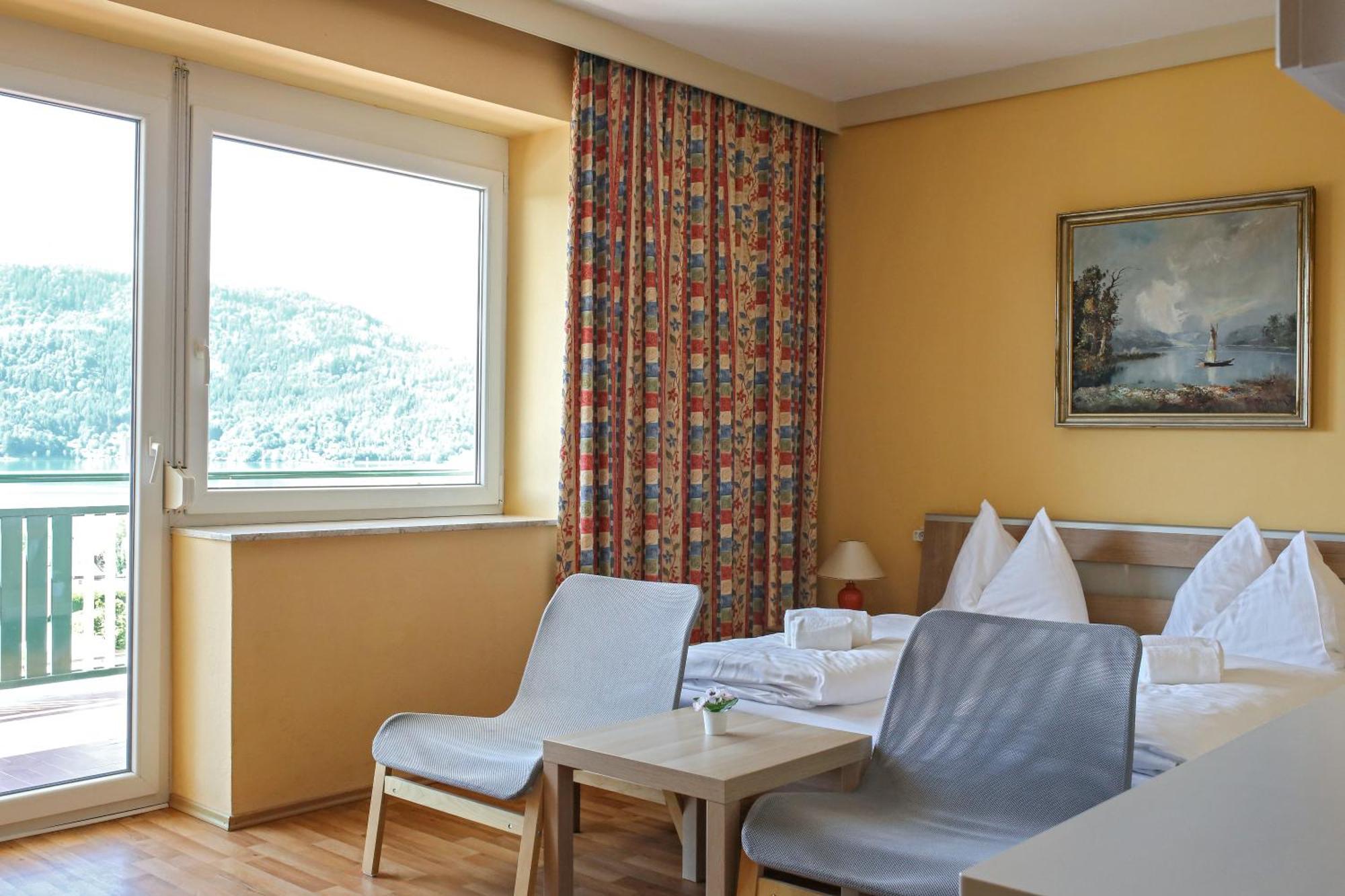 Self-Check In Apartmenthotel Seeglueck Portschach am Woerthersee Exterior photo